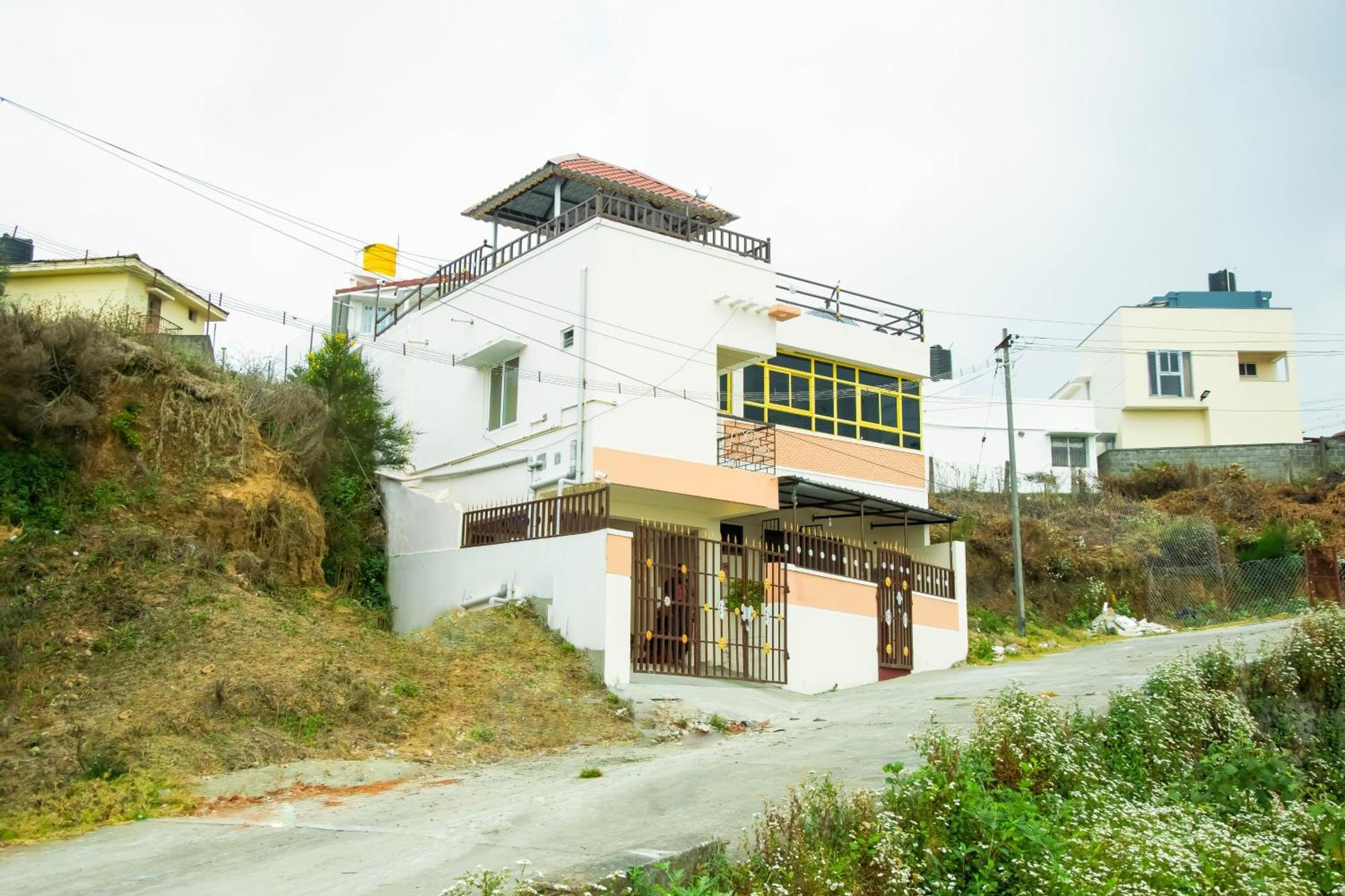 Close2Heaven Homestay 3 Bedroom Villa Кодайканал Экстерьер фото